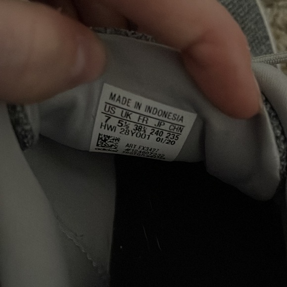 Adidas sneakers - Picture 3 of 4